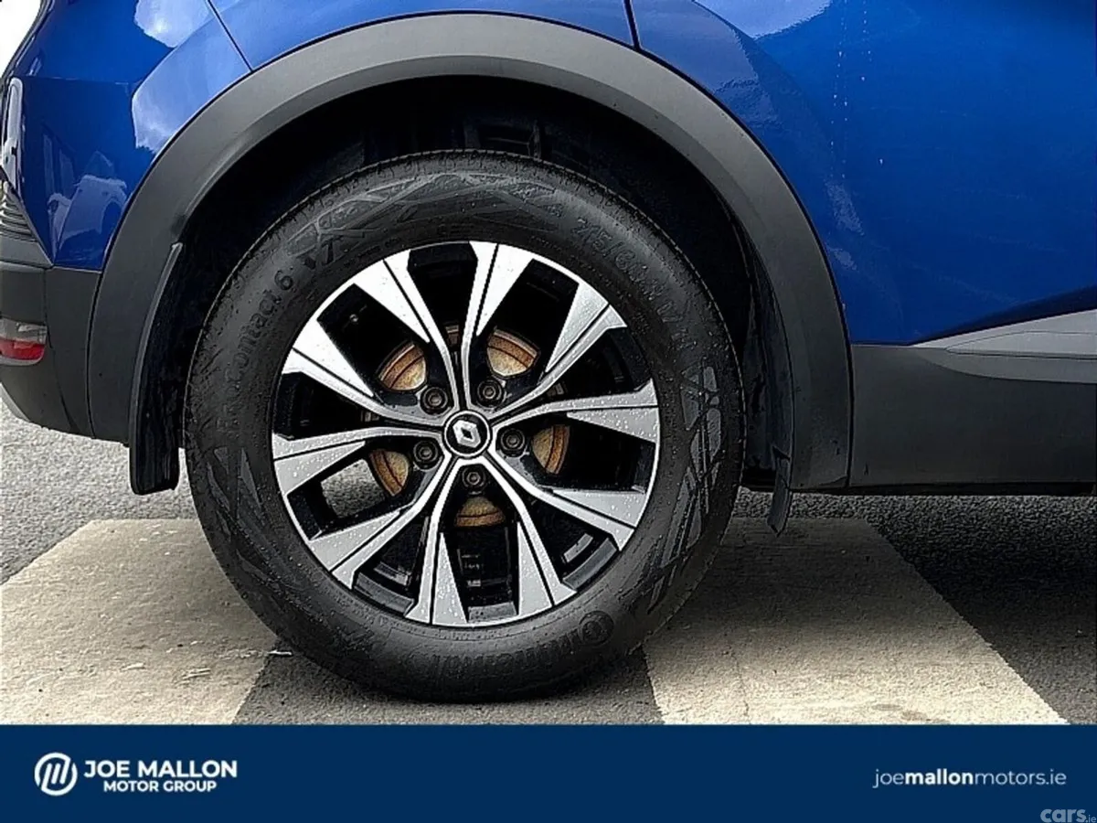 Renault Captur Hatchback, Petrol, 2022, Blue