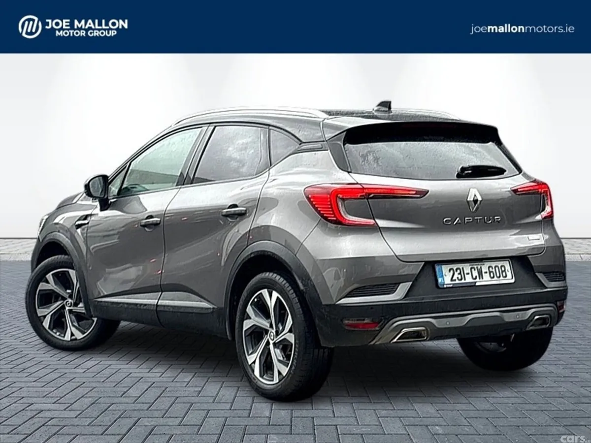 Renault Captur Hatchback, Petrol, 2023, Grey