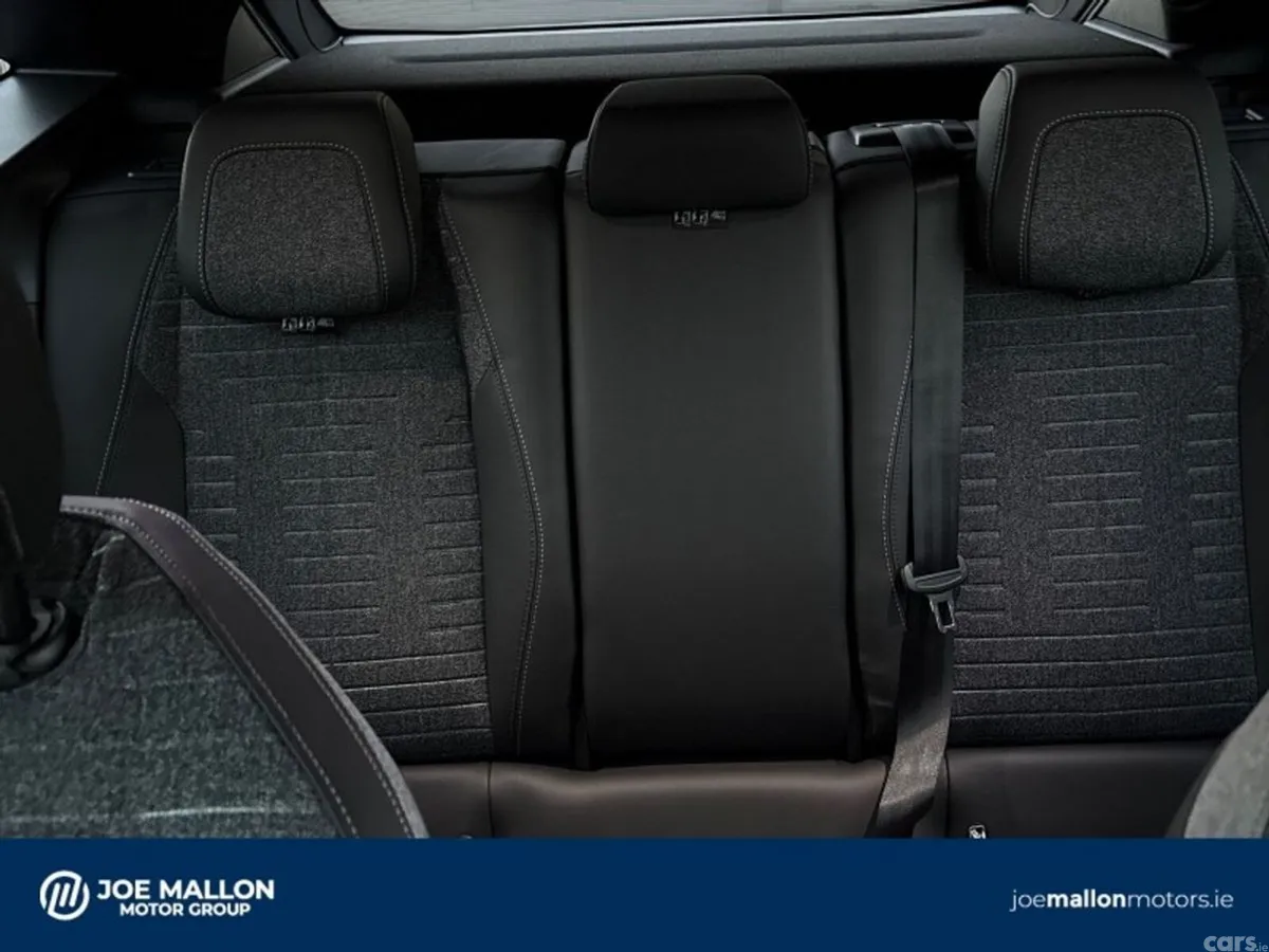 Peugeot 3008 SUV, Electric, 2027, Blue