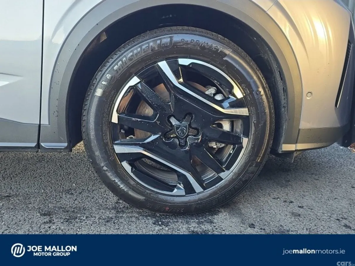 Peugeot 5008 SUV, Electric, 2027, Grey