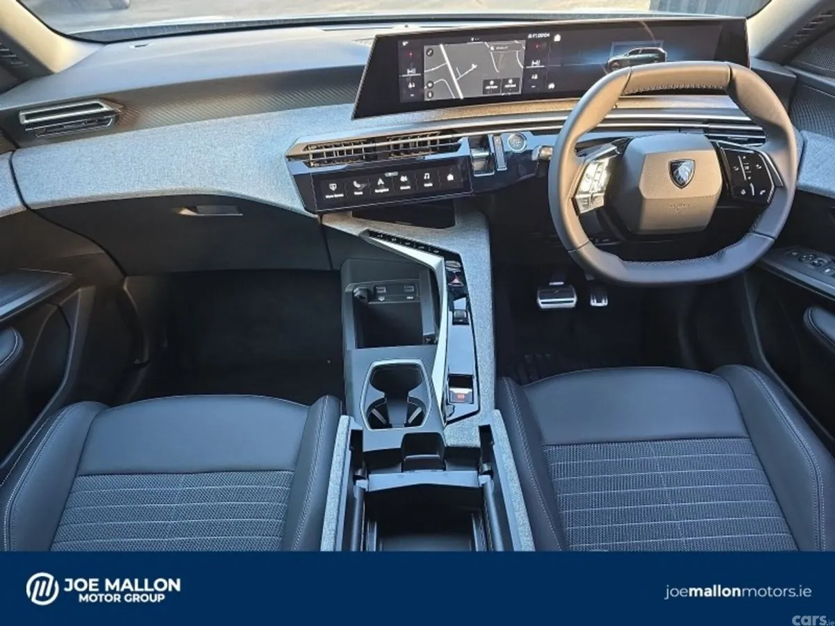 Peugeot 5008 SUV, Electric, 2027, Grey
