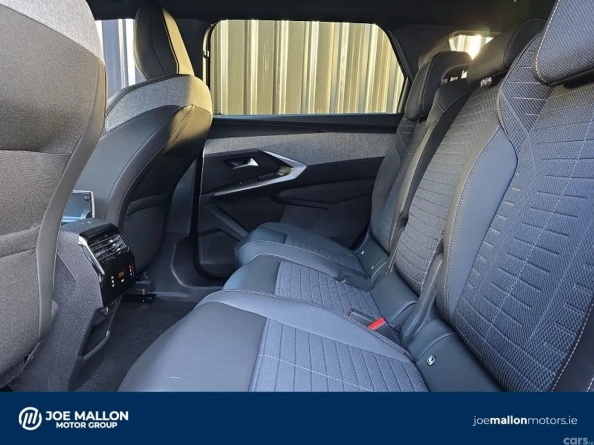 Peugeot 5008 SUV, Electric, 2027, Grey
