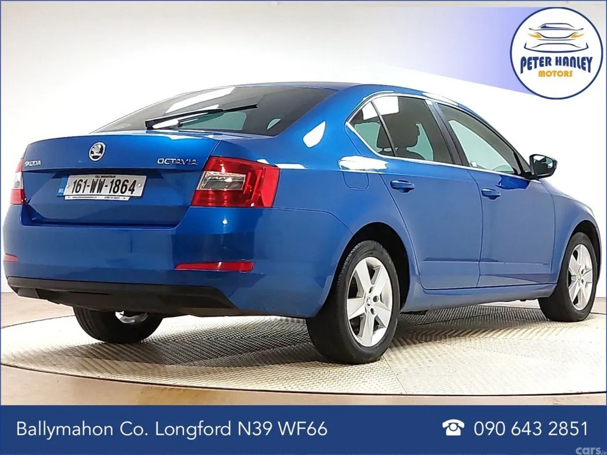 Skoda Octavia Saloon, Diesel, 2016, Blue