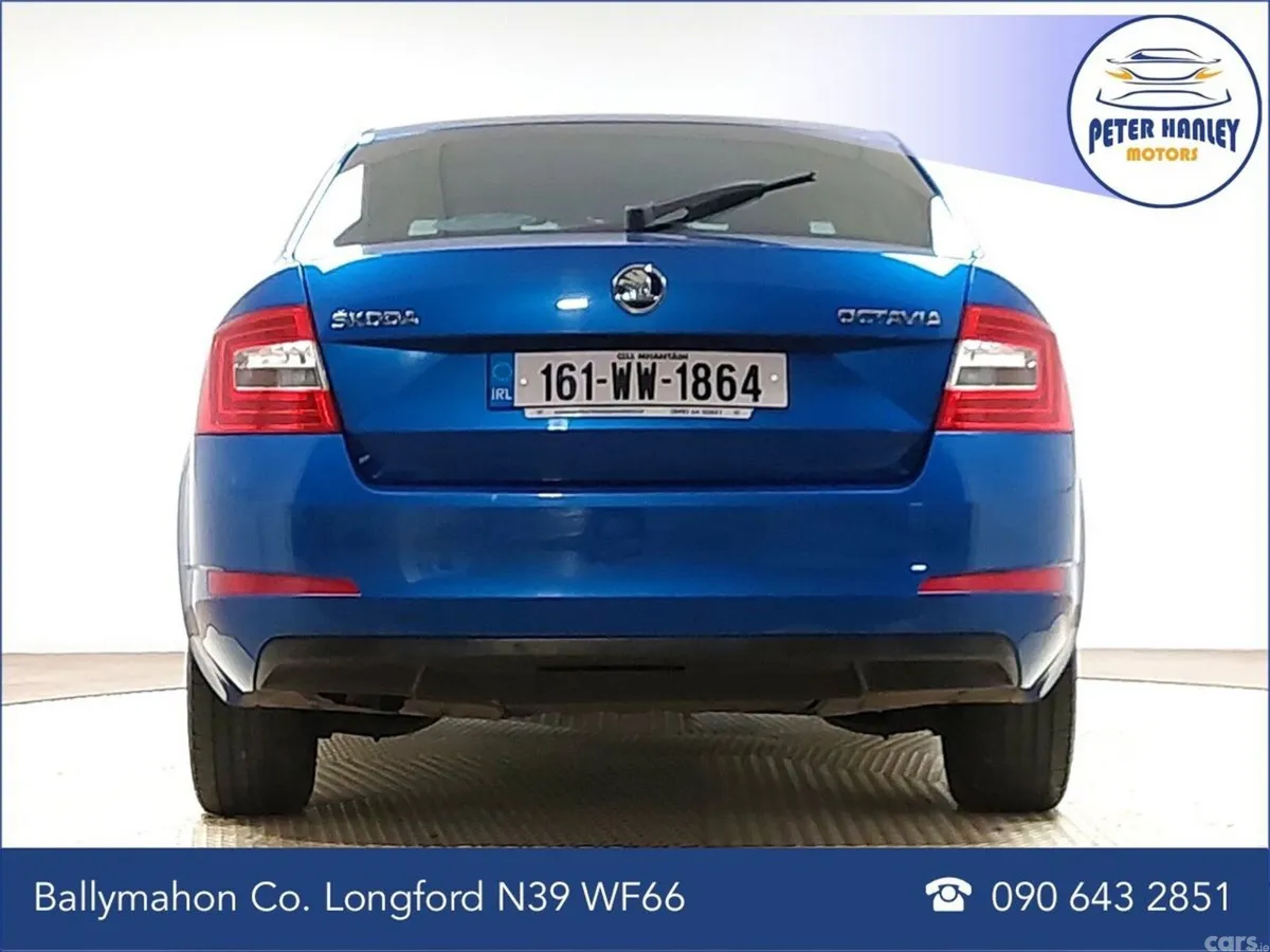 Skoda Octavia Saloon, Diesel, 2016, Blue