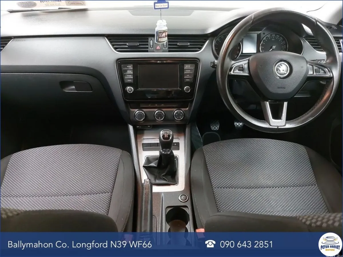Skoda Octavia Saloon, Diesel, 2016, Blue