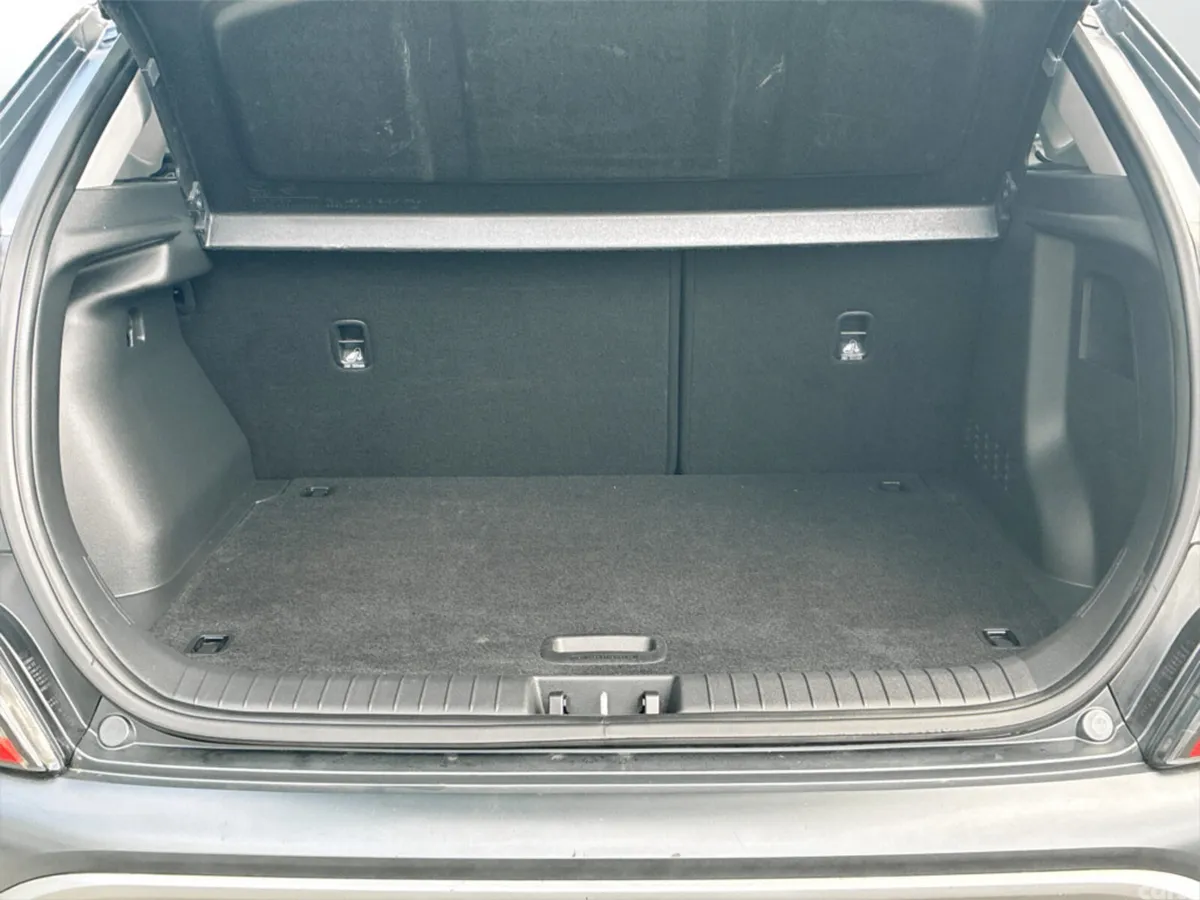Hyundai KONA MPV, Petrol, 2022, Grey