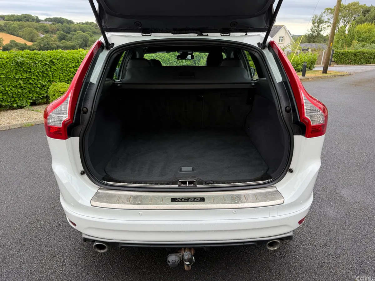Volvo XC60 SUV, Diesel, 2018, White