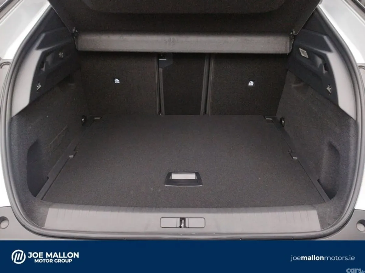Peugeot 3008 SUV, Petrol Hybrid, 2027, White