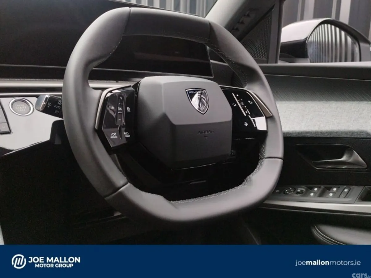 Peugeot 3008 SUV, Petrol Hybrid, 2027, White