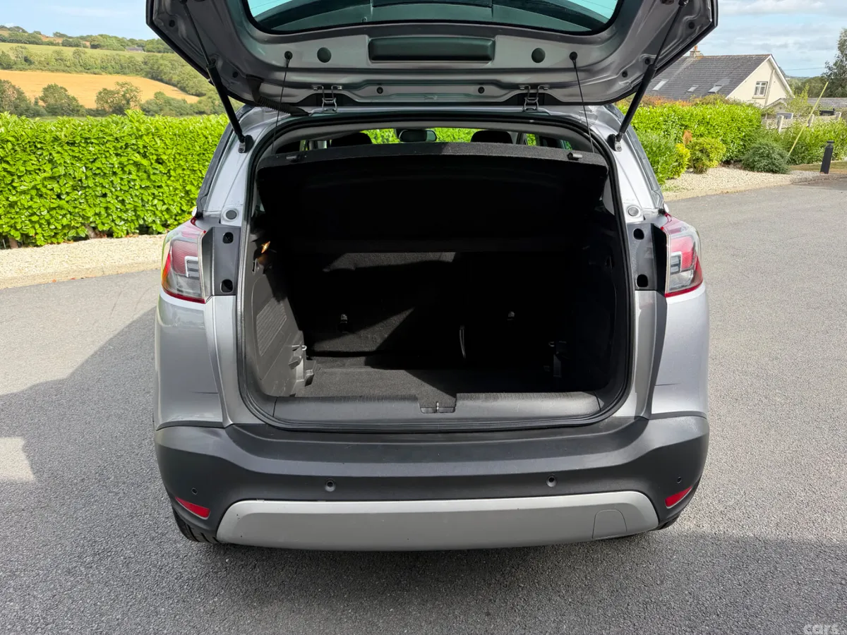 Opel Crossland X SUV, Diesel, 2020, Grey