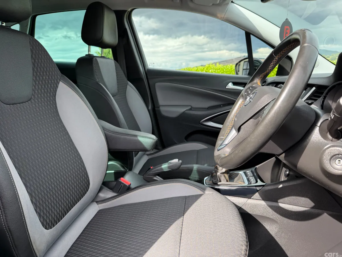 Opel Crossland X SUV, Diesel, 2020, Grey