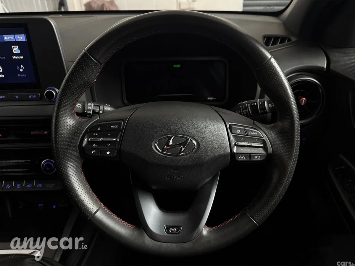 Hyundai KONA MPV, Petrol, 2022, Red