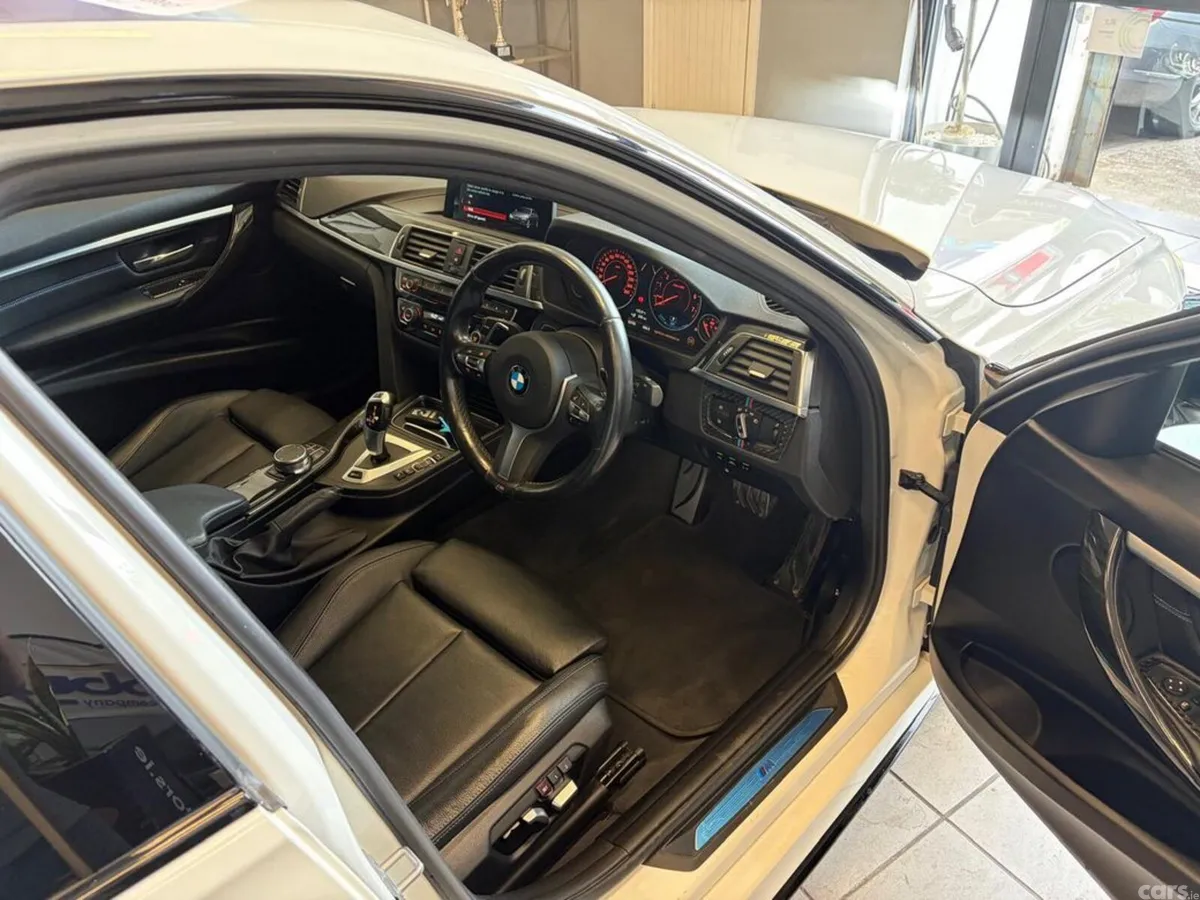 BMW 3-Series Saloon, Petrol Plug-in Hybrid, 2018, White