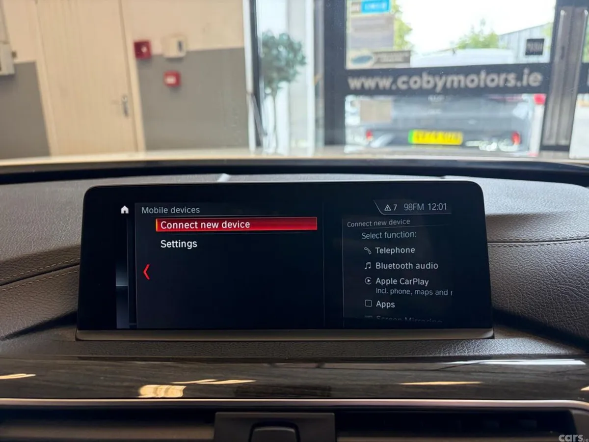 BMW 3-Series Saloon, Petrol Plug-in Hybrid, 2018, White