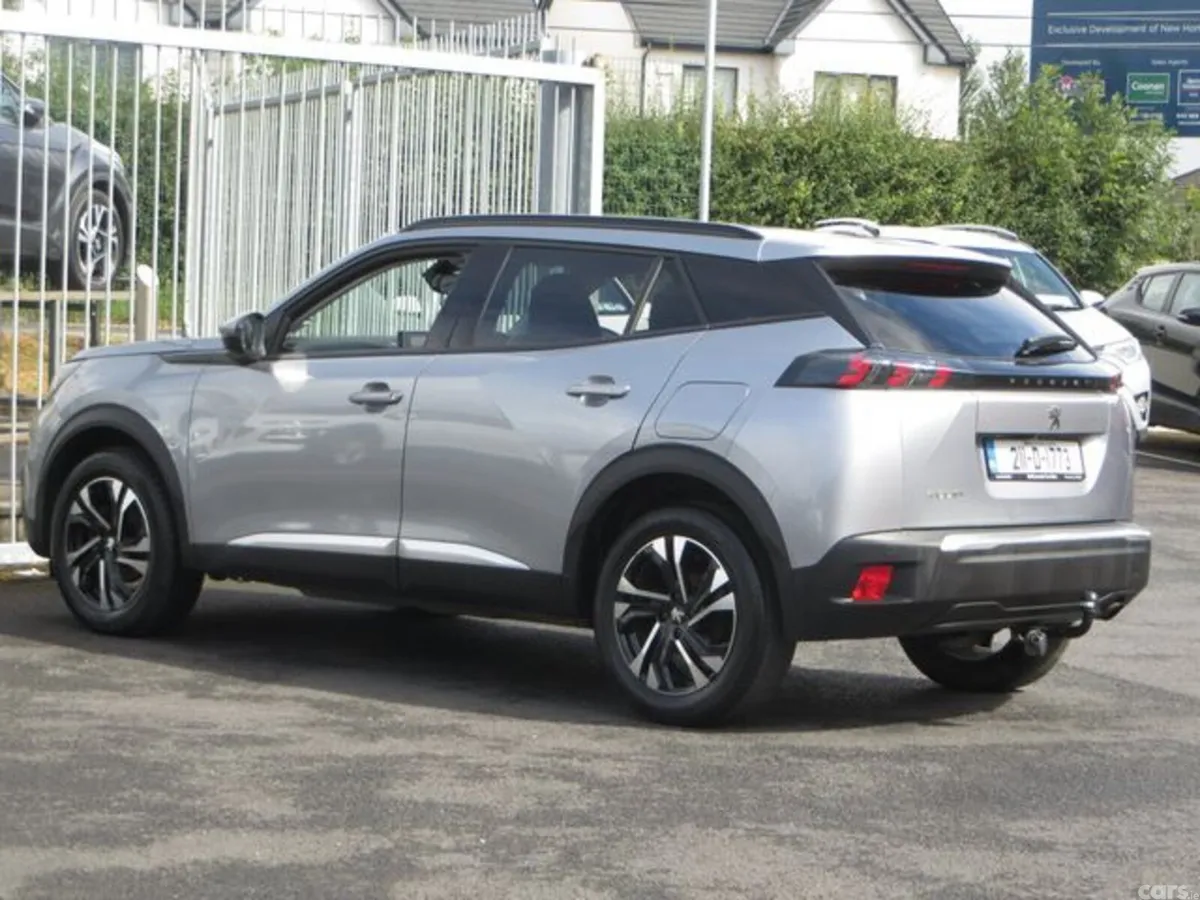 Peugeot 2008 MPV, Diesel, 2021, Grey