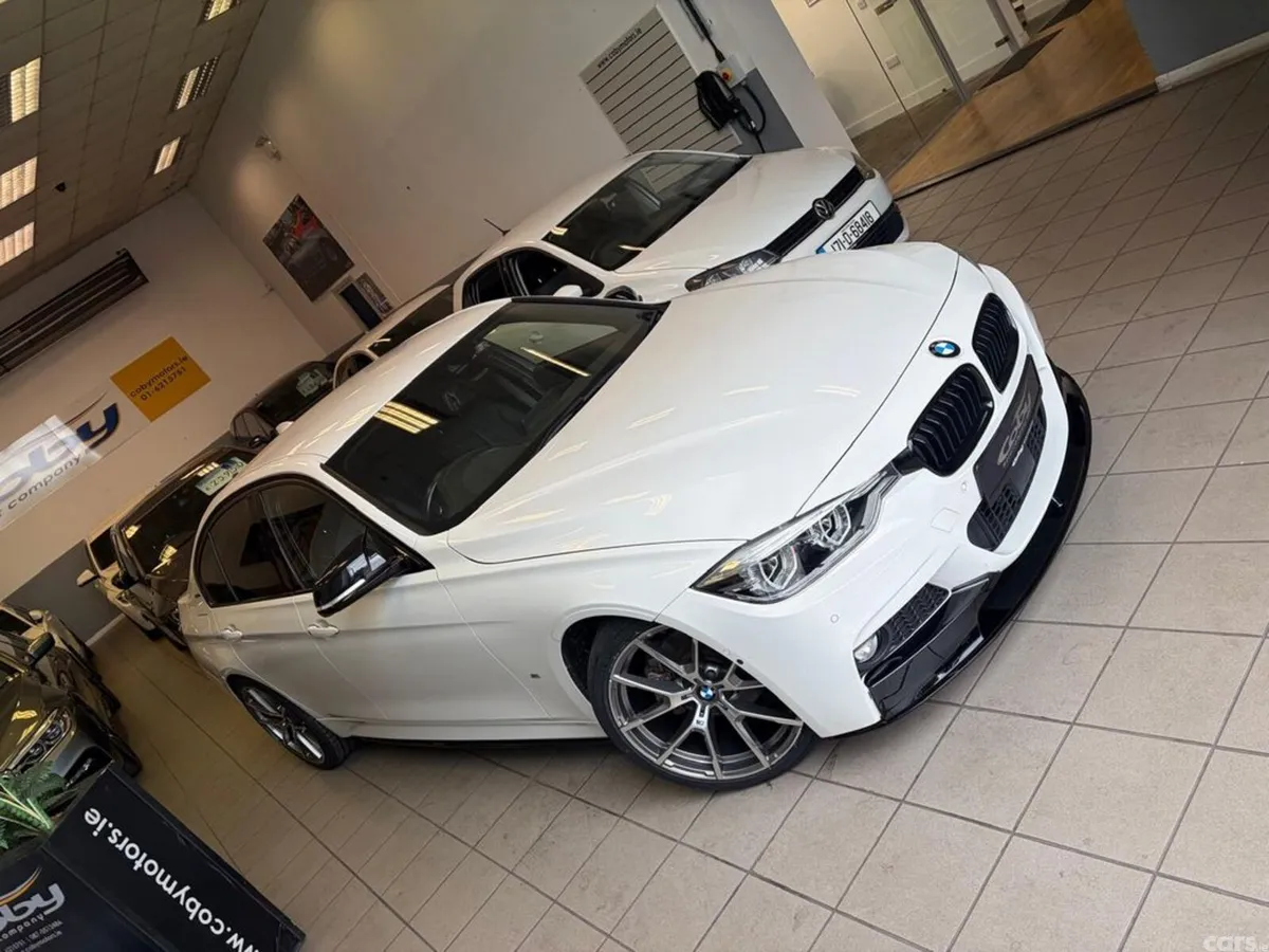 BMW 3-Series Saloon, Petrol Plug-in Hybrid, 2018, White