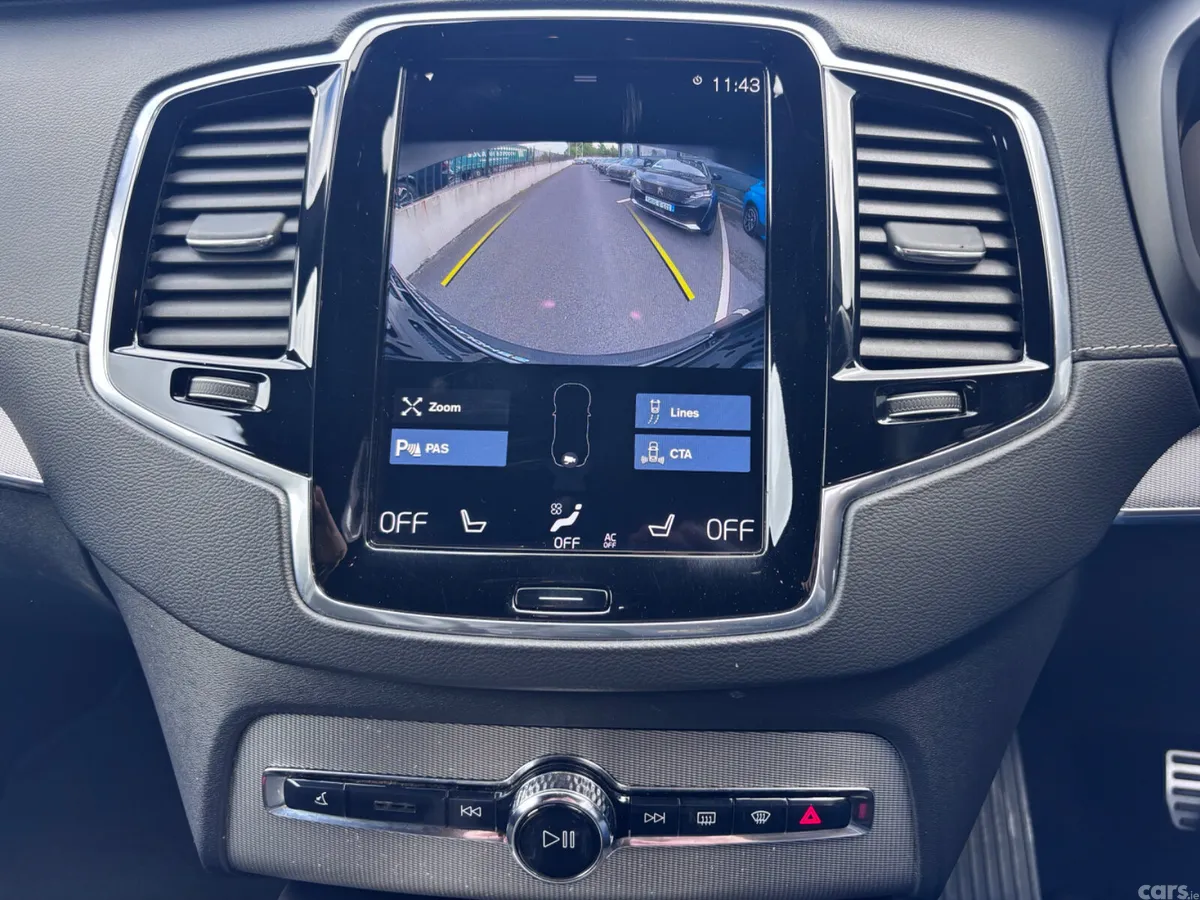 Volvo XC90 SUV, Petrol Plug-in Hybrid, 2021, Blue