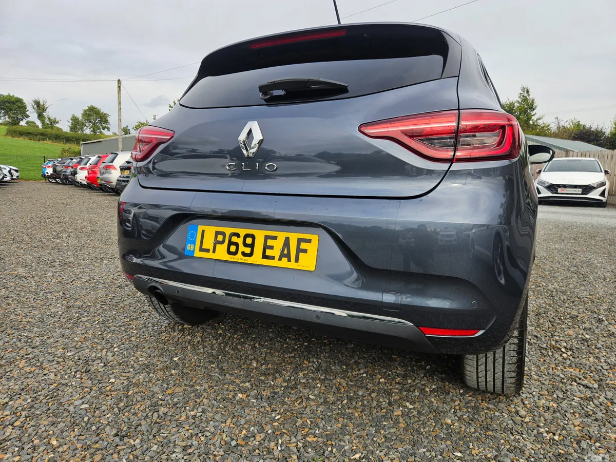 Renault Clio Hatchback, Diesel, 2019, Grey
