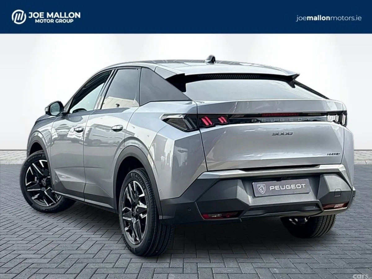 Peugeot 3008 MPV, Petrol, 2026, Grey