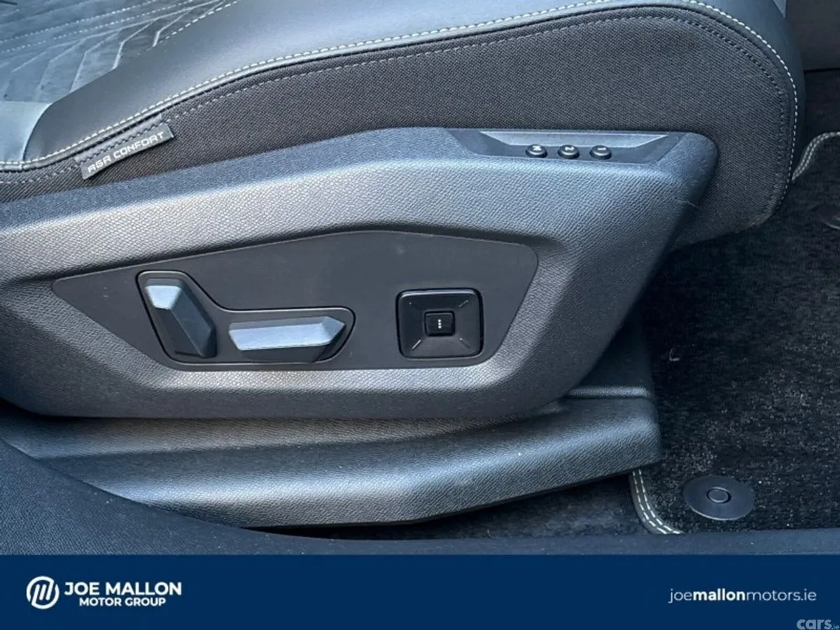 Peugeot 5008 SUV, Electric, 2027, Grey