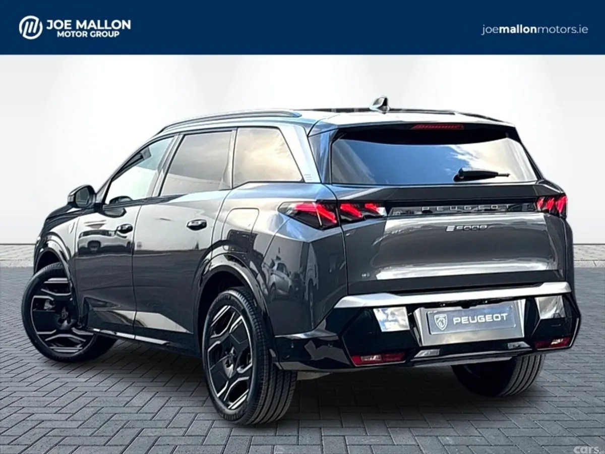 Peugeot 5008 SUV, Electric, 2027, Grey
