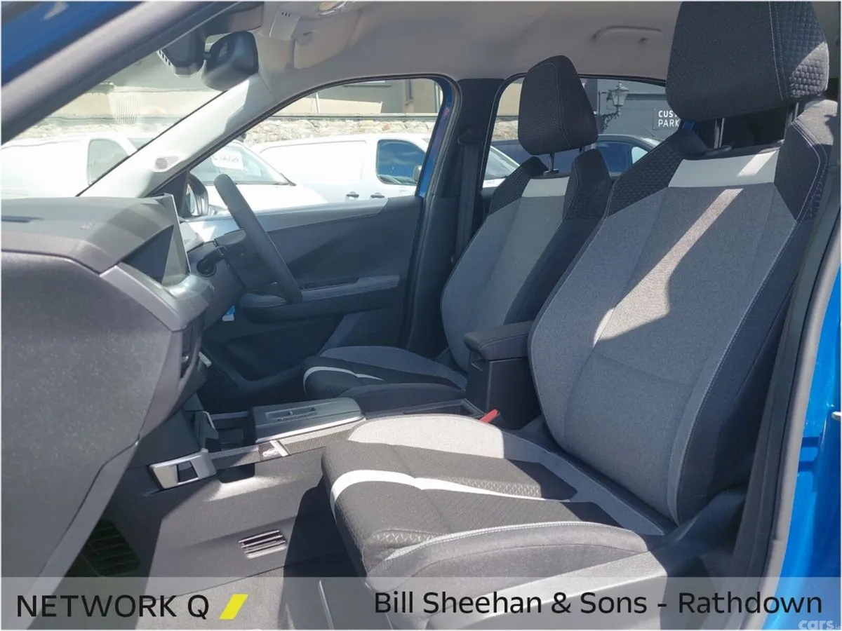 Opel Frontera SUV, Petrol Hybrid, 2026, Blue