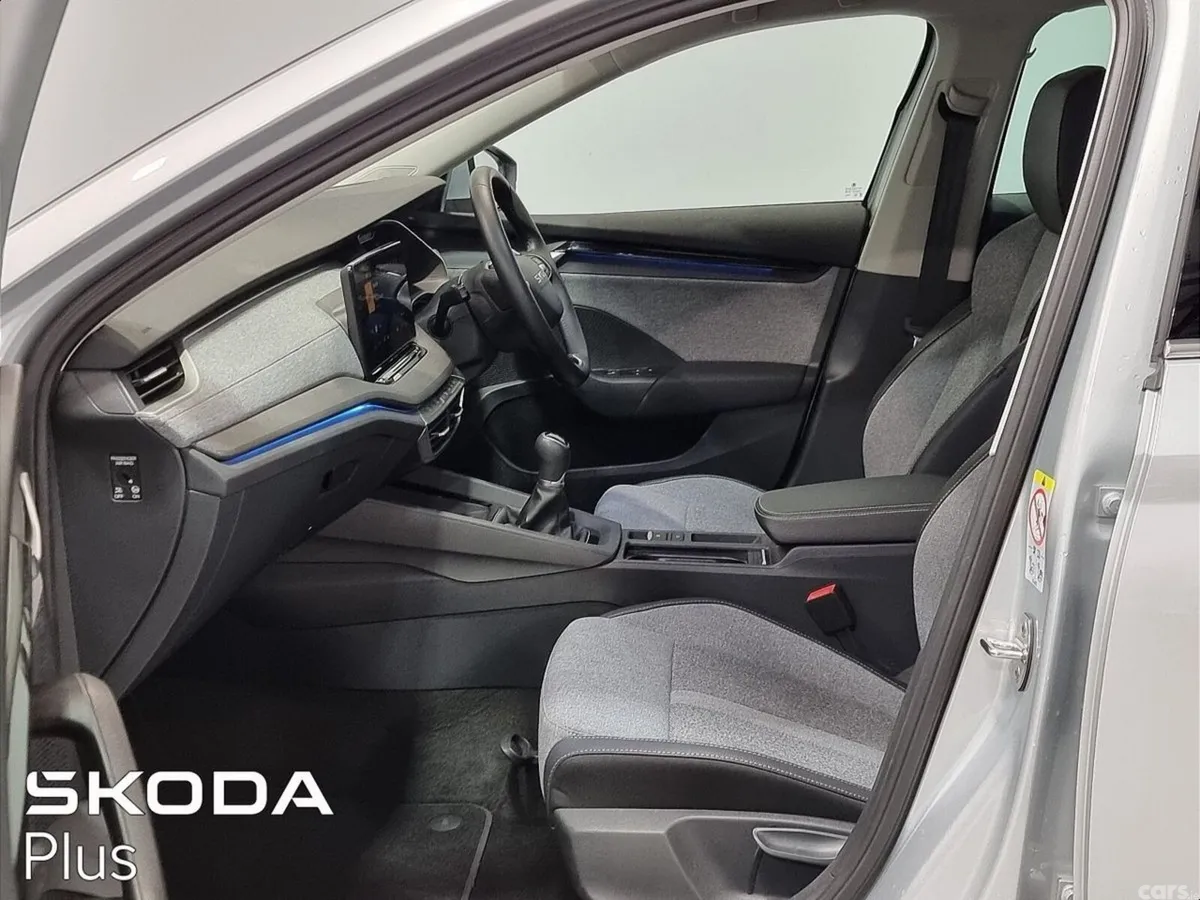 Skoda Octavia Saloon, Diesel, 2026, Silver