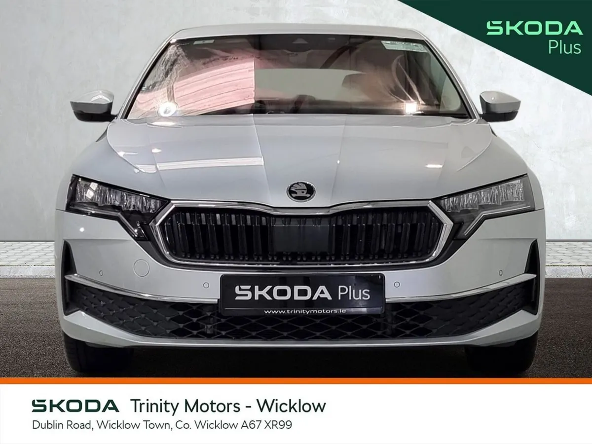 Skoda Octavia Saloon, Diesel, 2026, Silver