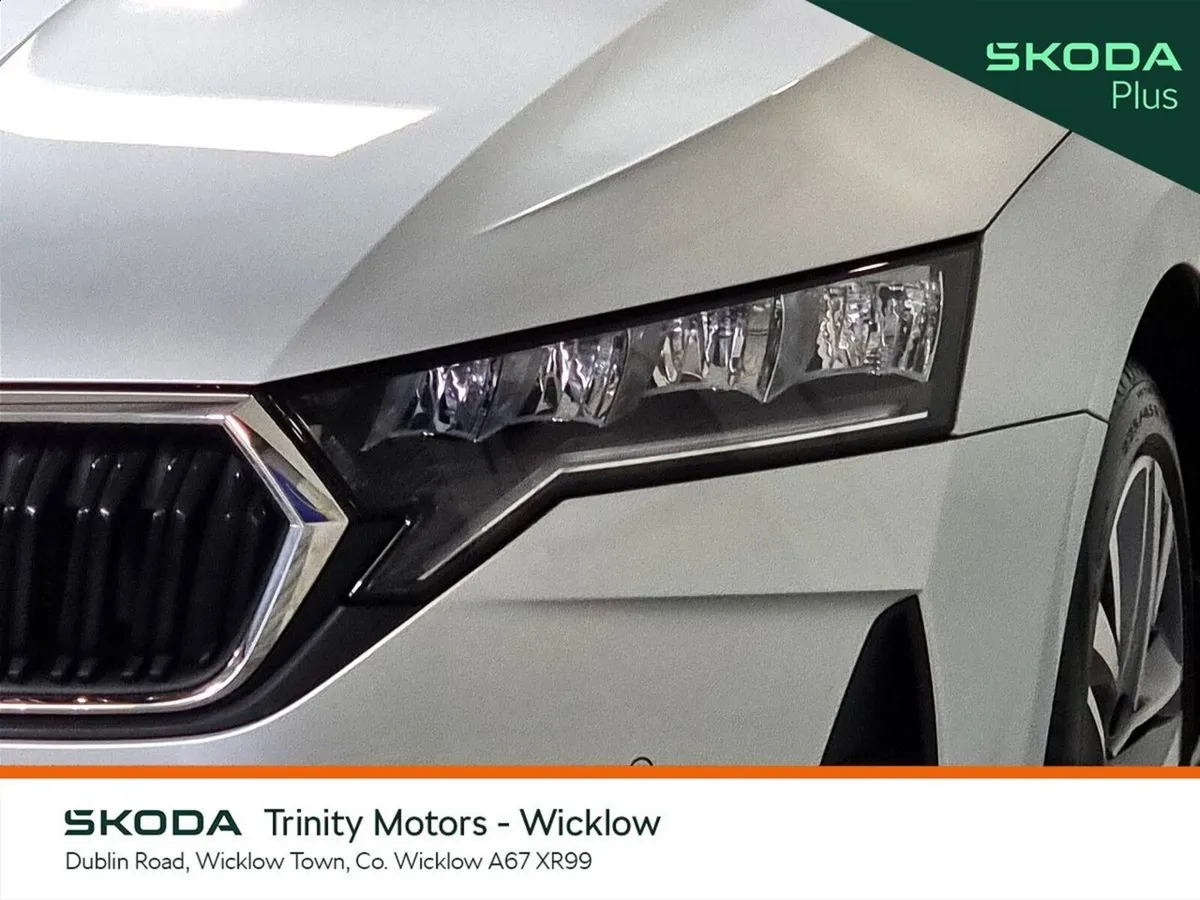 Skoda Octavia Saloon, Diesel, 2026, Silver