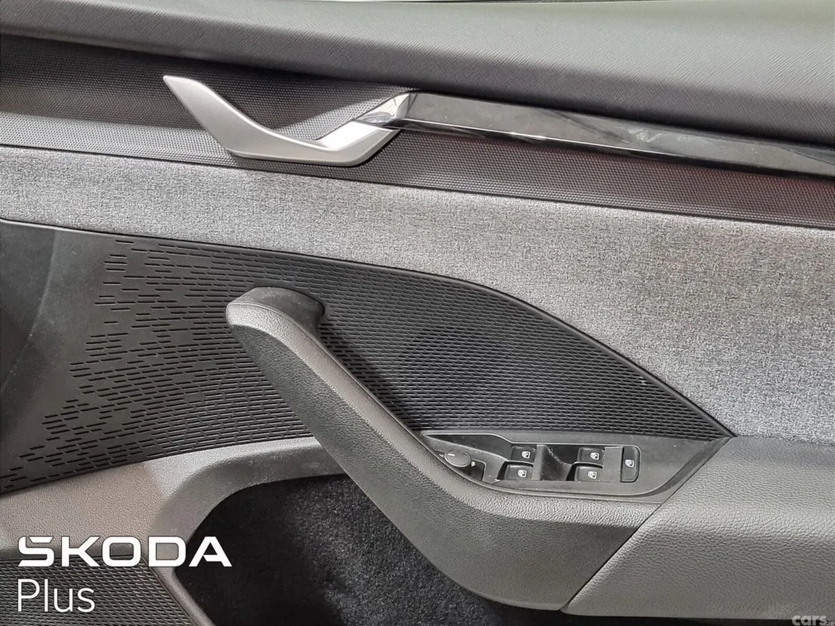 Skoda Octavia Saloon, Diesel, 2026, Silver