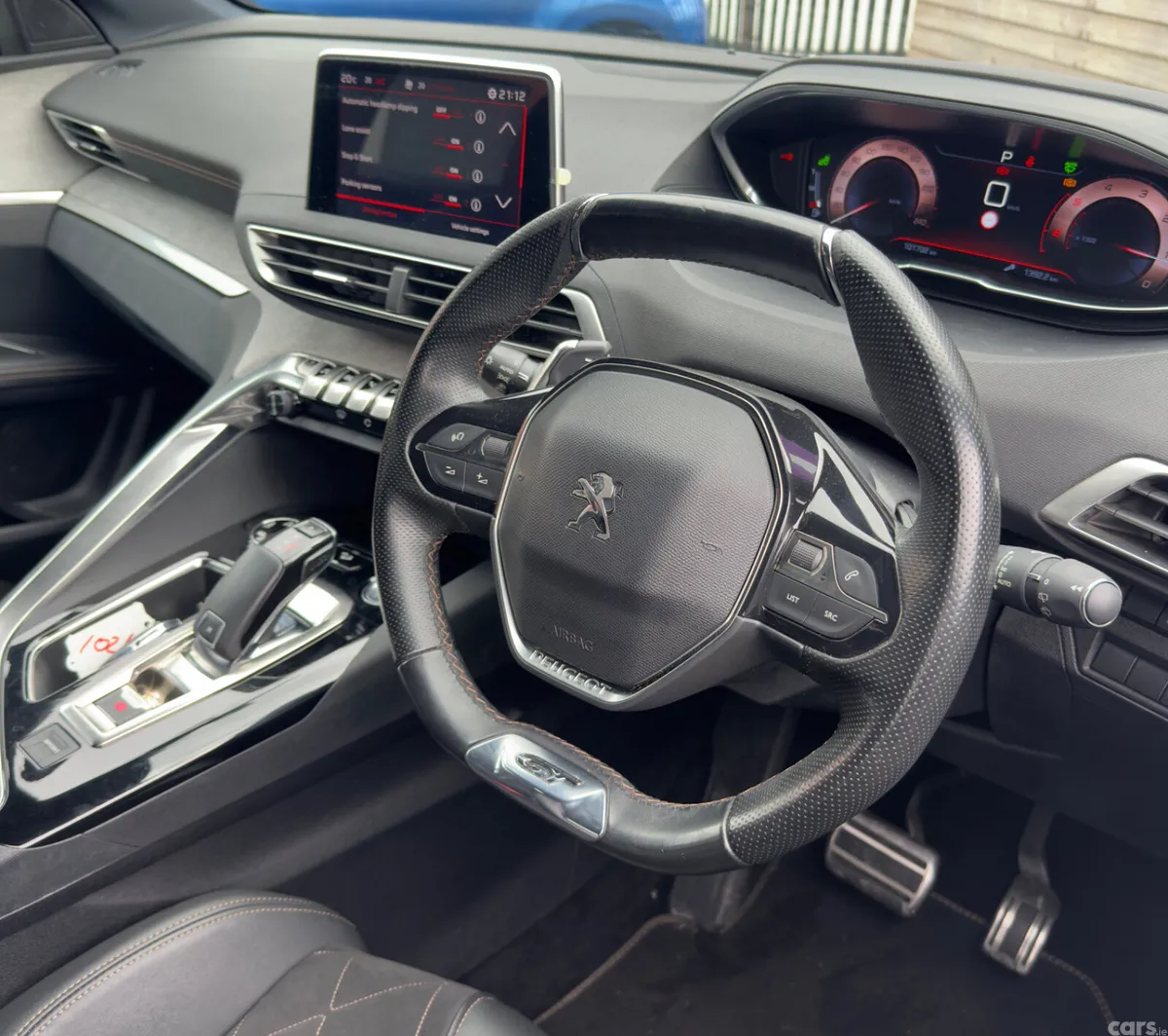 Peugeot 3008 SUV, Diesel, 2019, Green