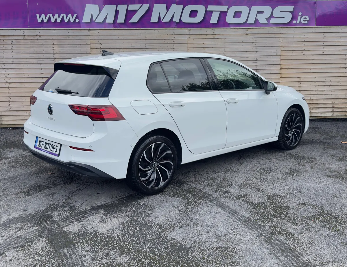 Volkswagen Golf Hatchback, Diesel, 2023, White