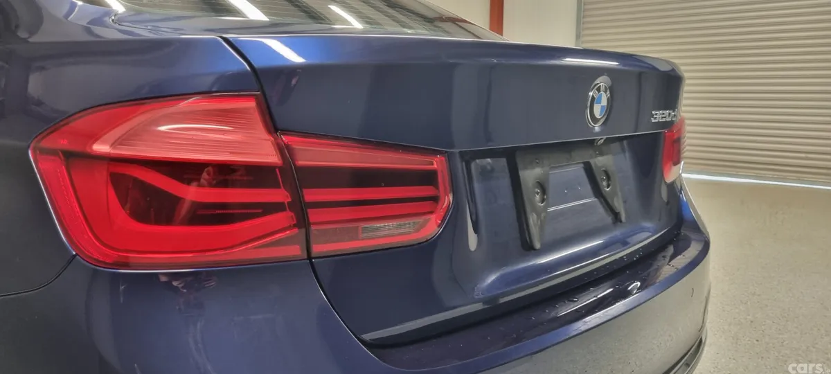 BMW 3-Series Saloon, Diesel, 2018, Blue