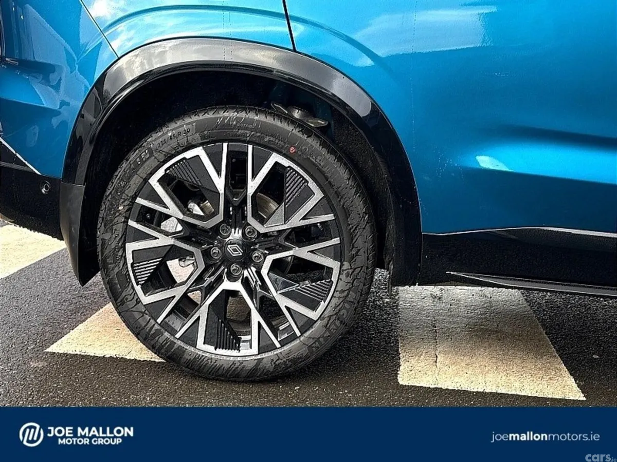 Renault Austral SUV, Petrol, 2027, Blue