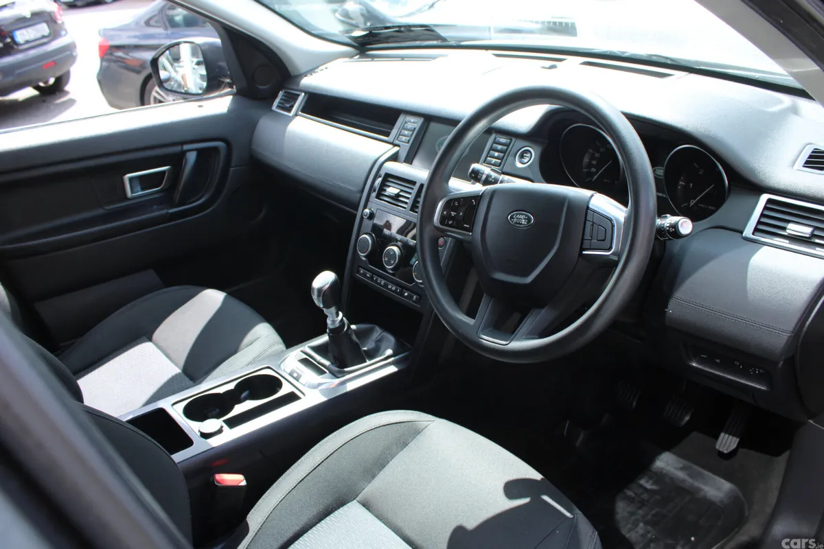 Land Rover Discovery Sport SUV, Diesel, 2015, Grey