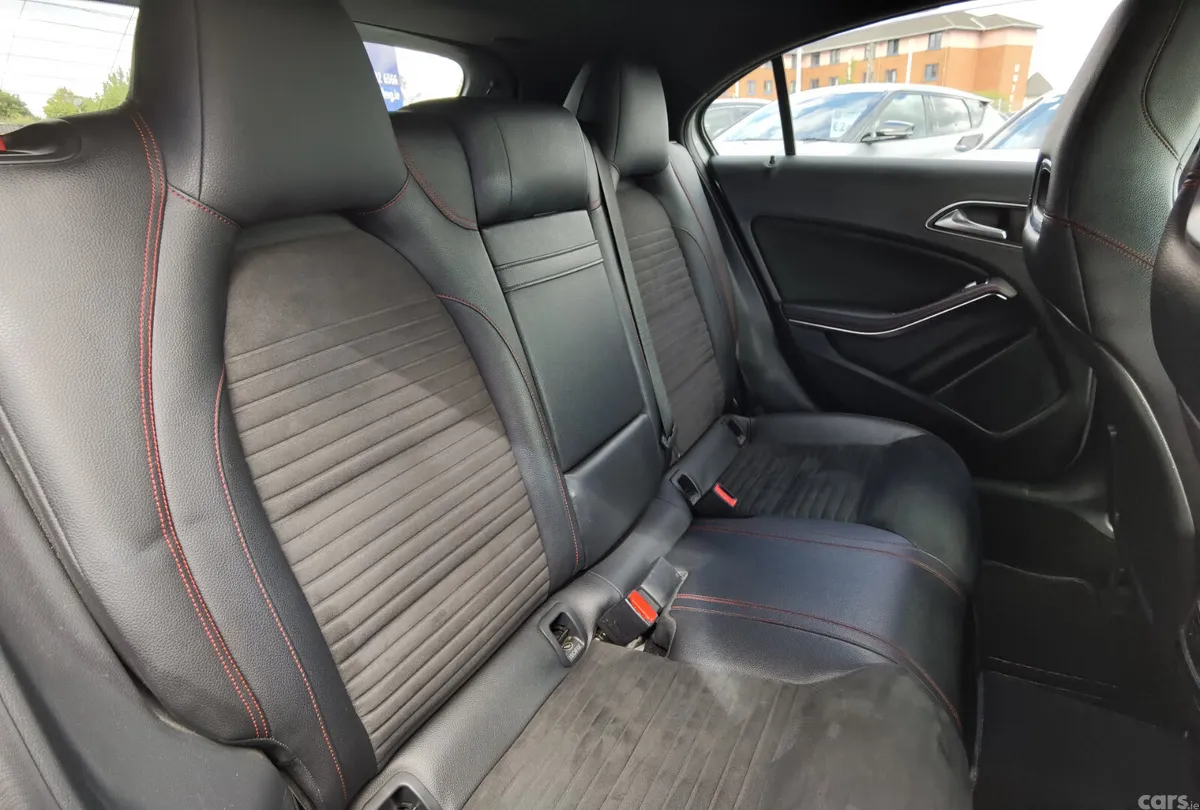 Mercedes-Benz A-Class Hatchback, Petrol, 2015, Silver