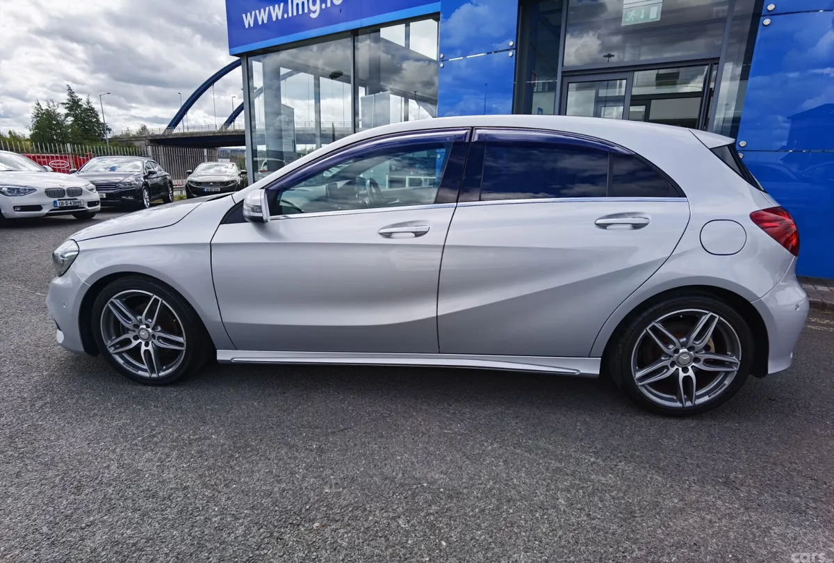 Mercedes-Benz A-Class Hatchback, Petrol, 2015, Silver