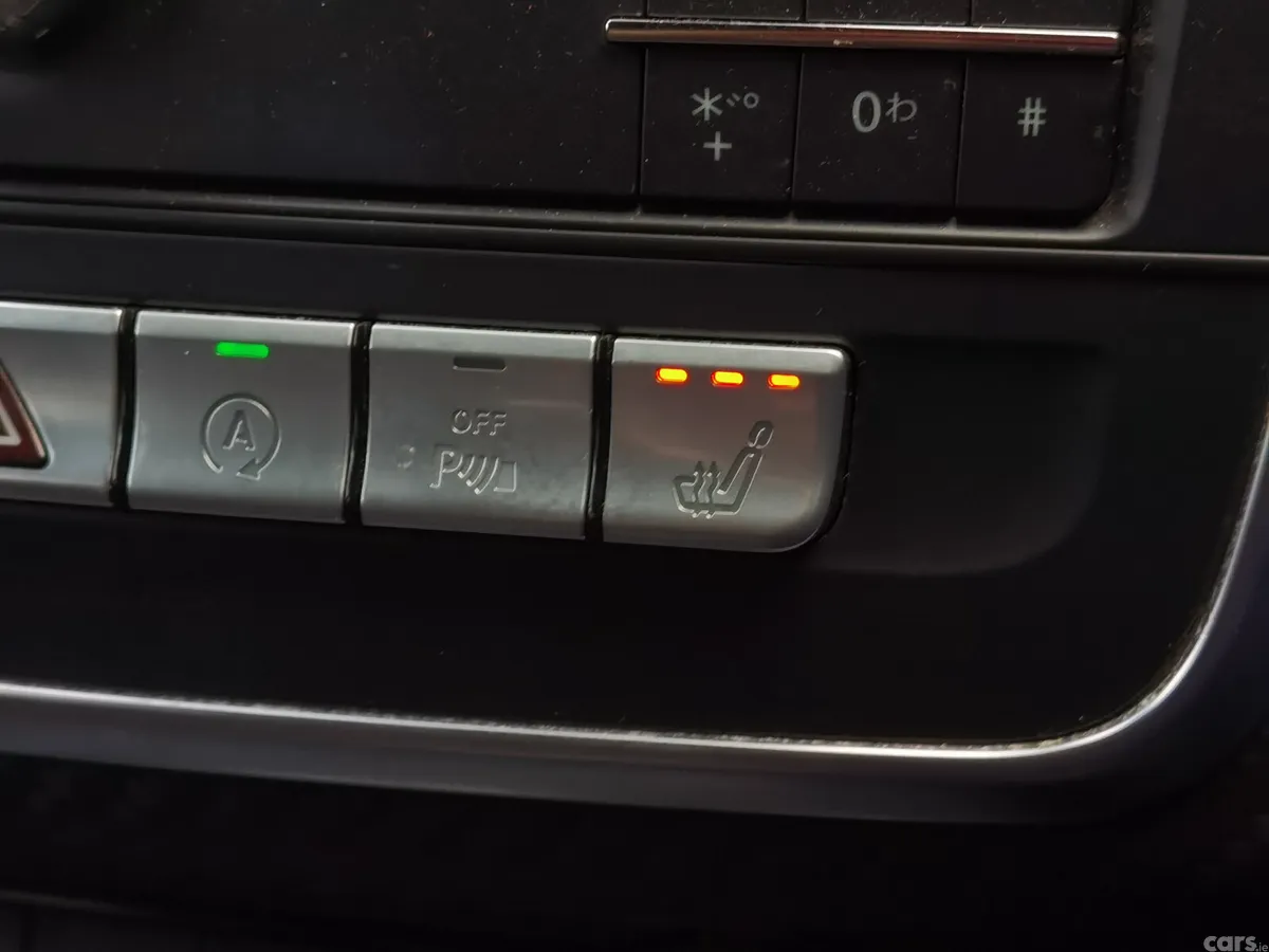 Mercedes-Benz A-Class Hatchback, Petrol, 2015, Silver