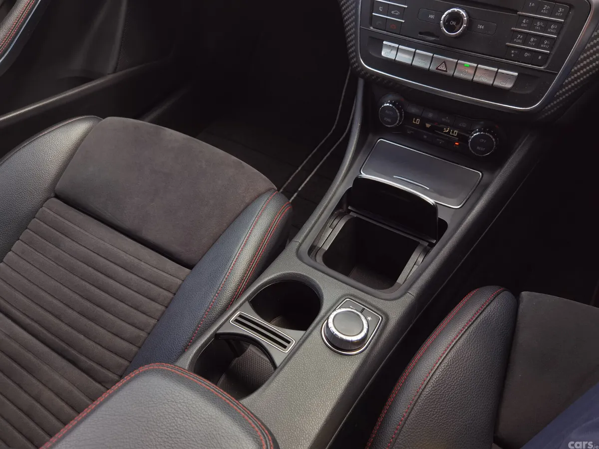 Mercedes-Benz A-Class Hatchback, Petrol, 2015, Silver