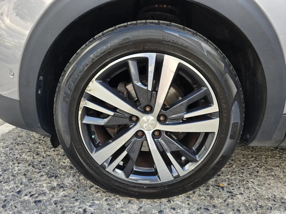 Peugeot 3008 SUV, Petrol, 2017, Grey