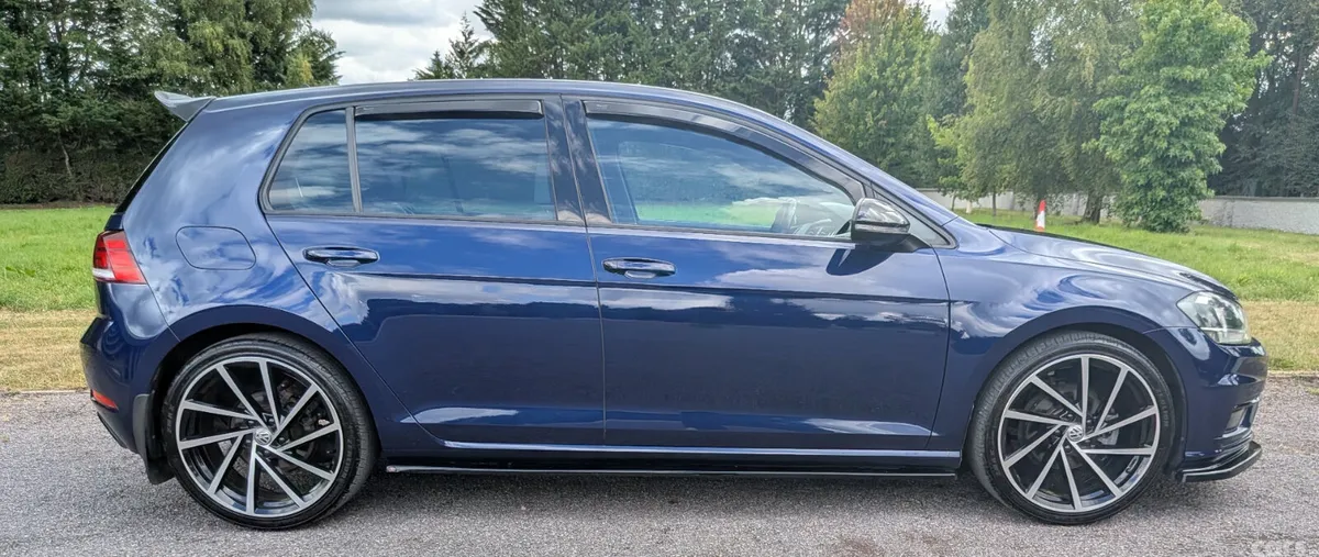 Volkswagen Golf Hatchback, Petrol, 2020, Blue