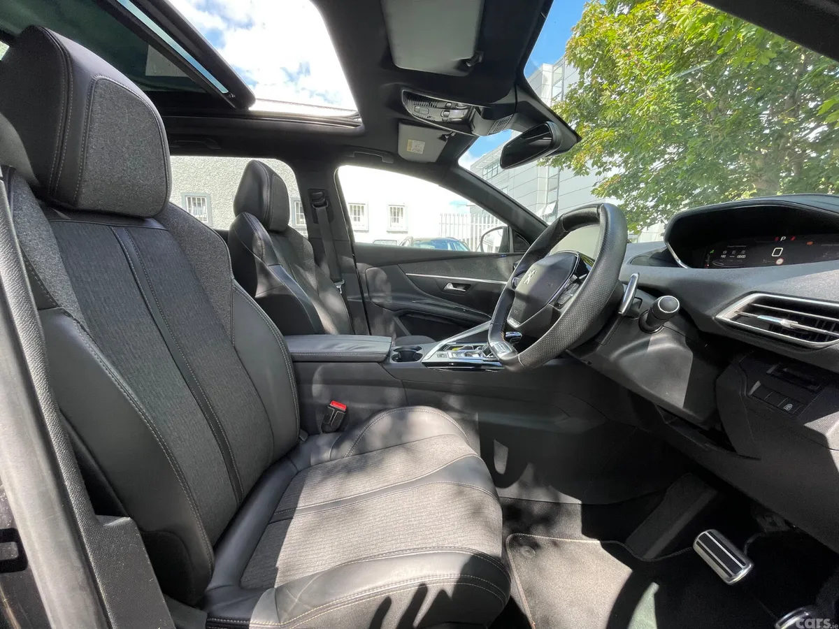 Peugeot 3008 SUV, Diesel, 2017, Black