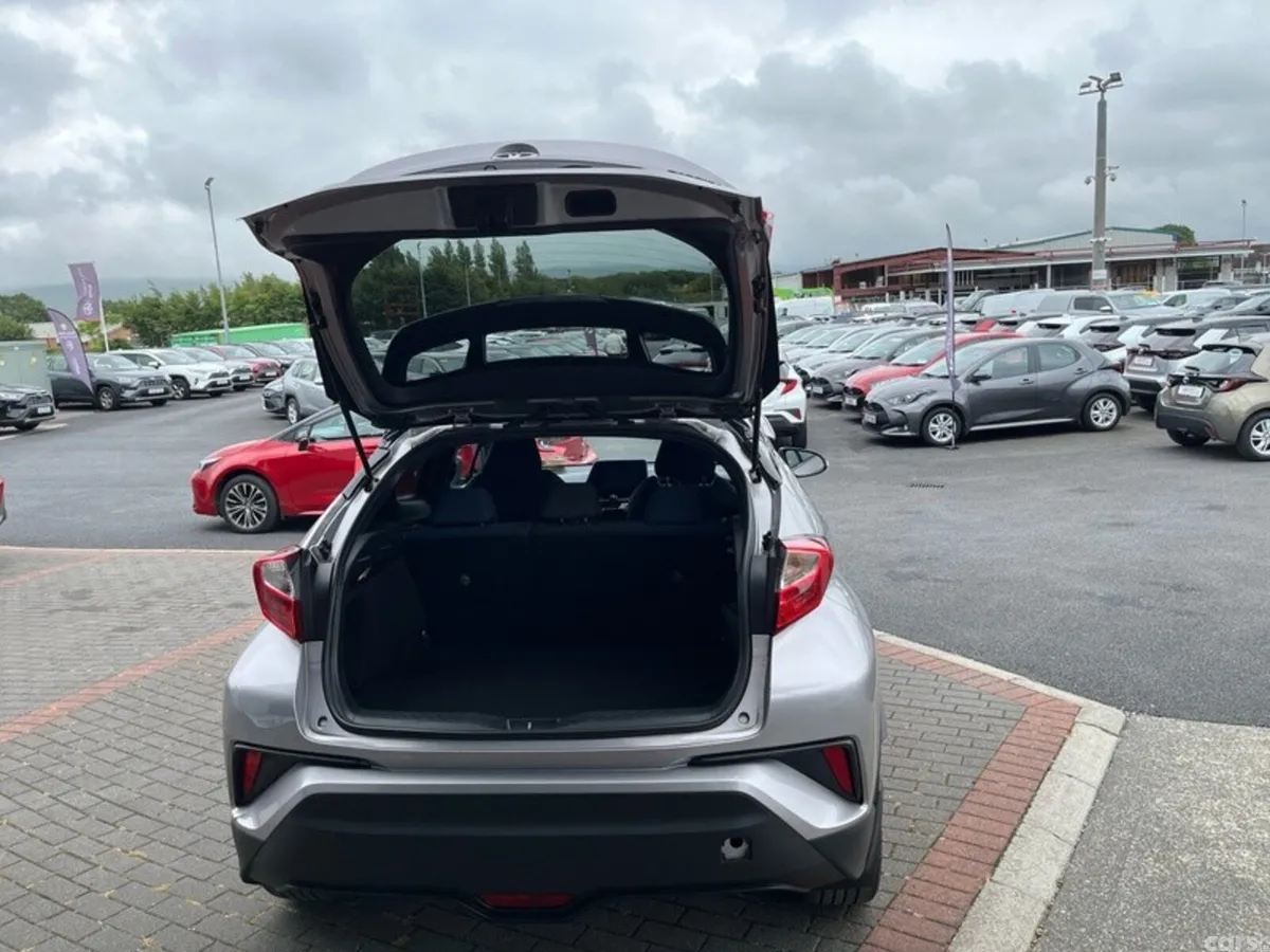 Toyota C-HR SUV, Petrol Hybrid, 2016, Grey