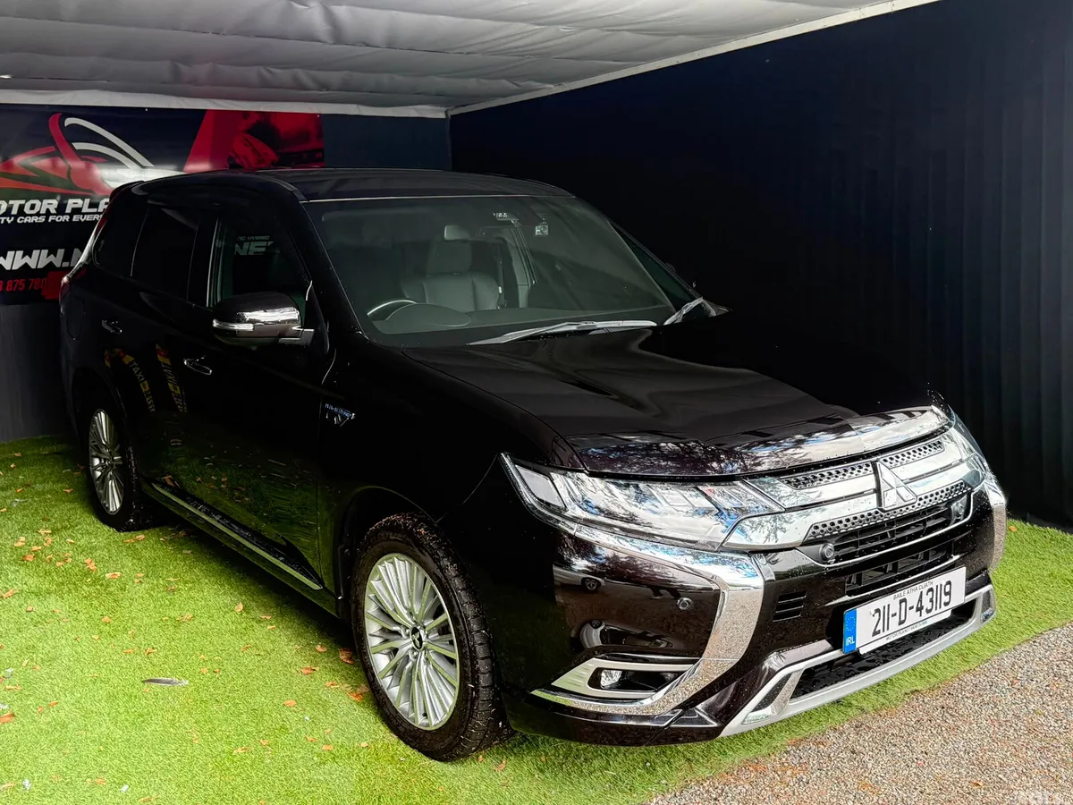 Mitsubishi Outlander SUV, Petrol Plug-in Hybrid, 2021, Black