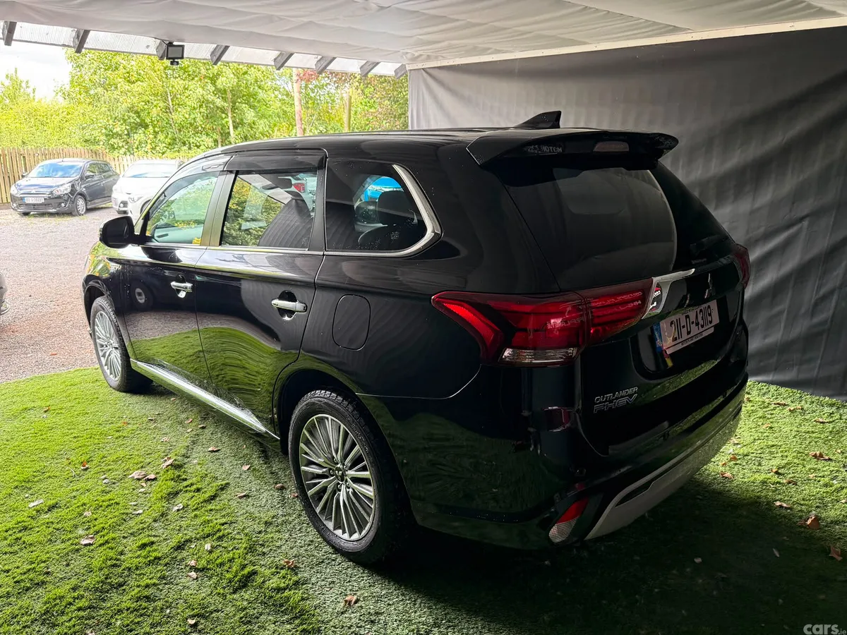 Mitsubishi Outlander SUV, Petrol Plug-in Hybrid, 2021, Black