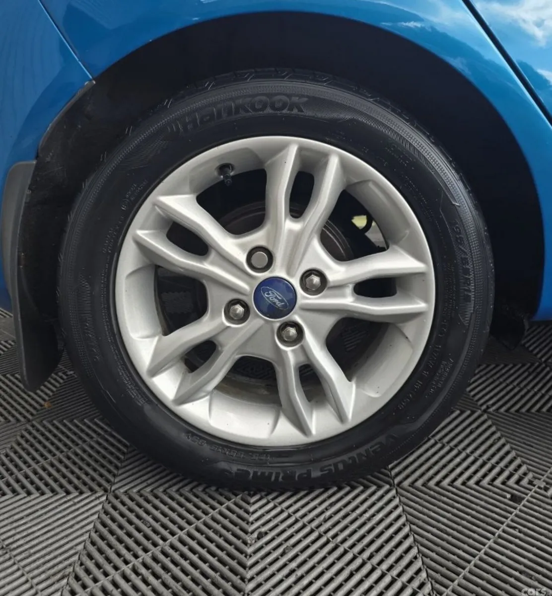 Ford Fiesta Hatchback, Petrol, 2015, Blue