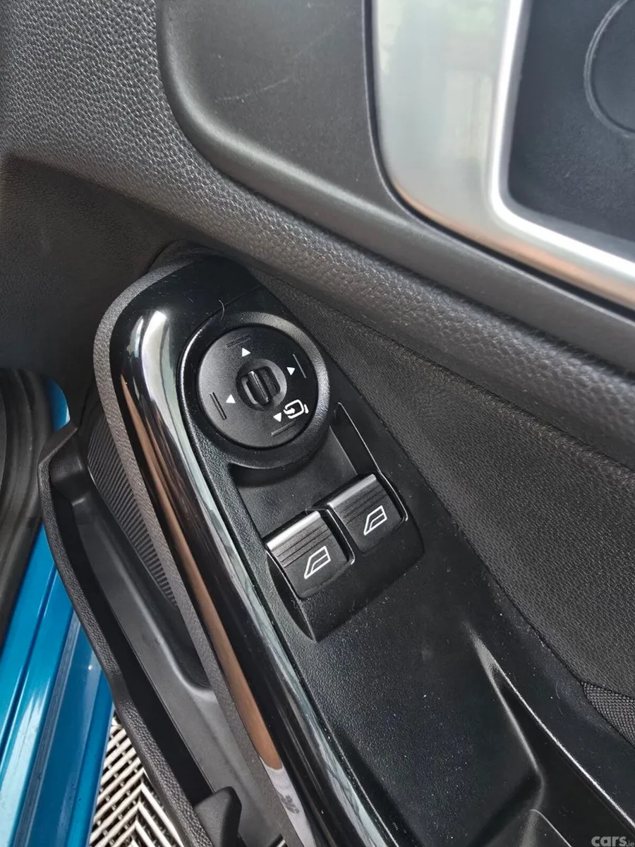 Ford Fiesta Hatchback, Petrol, 2015, Blue