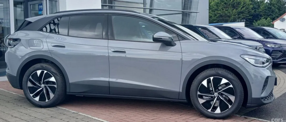 Volkswagen ID.4 Estate, Electric, 2026, Grey
