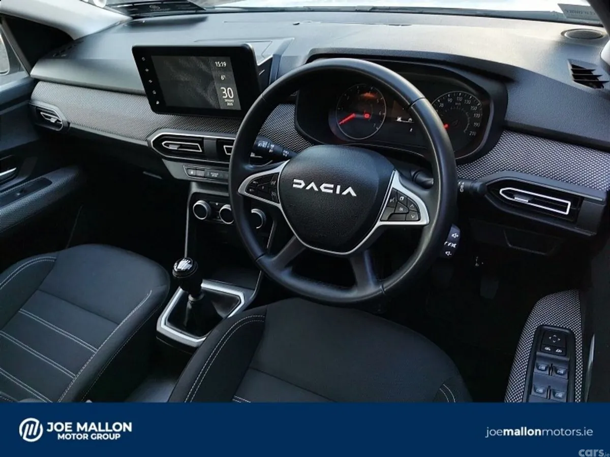 Dacia Jogger MPV, Petrol, 2023, White