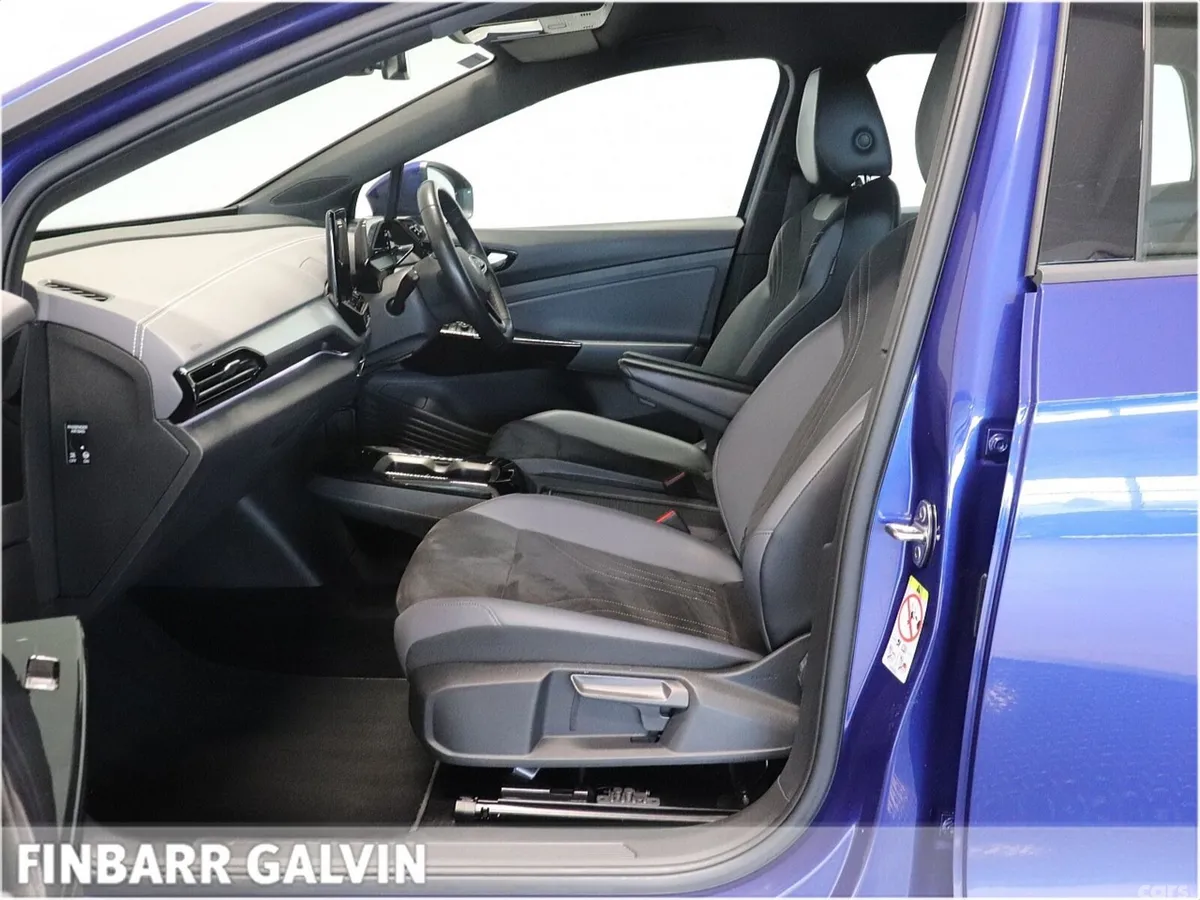 Volkswagen ID.4 Estate, Electric, 2023, Blue